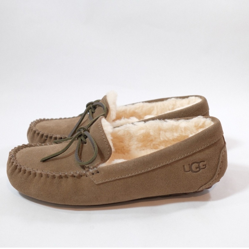 UGG Corvin Loafer, Tan Suede Moccasin Slippers. Fits women’s size 8.5 or Men’s 7